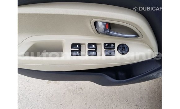 Acheter Import Voiture Kia Rio Blanc à Import - Dubai, Adrar Acheter Import Voiture Kia Rio Blanc à Import - Dubai, Adrar