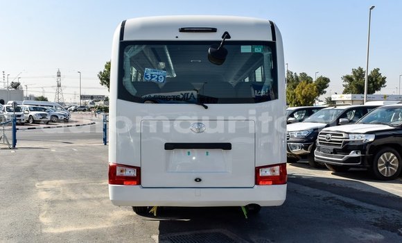 Acheter Import Voiture Toyota Coaster Blanc à Import - Dubai, Adrar Acheter Import Voiture Toyota Coaster Blanc à Import - Dubai, Adrar