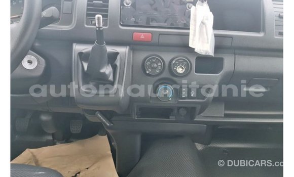 Buy Import Toyota Hiace White Car in Import - Dubai in Adrar Buy Import Toyota Hiace White Car in Import - Dubai in Adrar