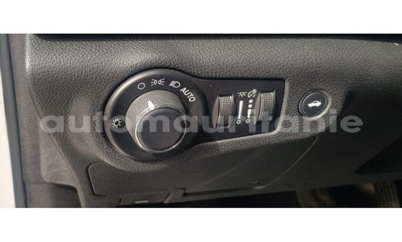 Acheter Import Voiture Chrysler 200 Blanc à Import - Dubai, Adrar Acheter Import Voiture Chrysler 200 Blanc à Import - Dubai, Adrar