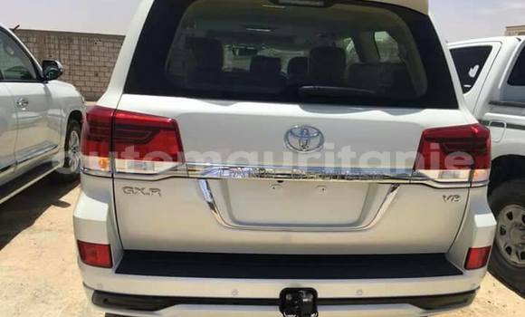 Acheter Occasion Voiture Toyota Land Cruiser Blanc à Nouakchott, Nouakchott Ouest