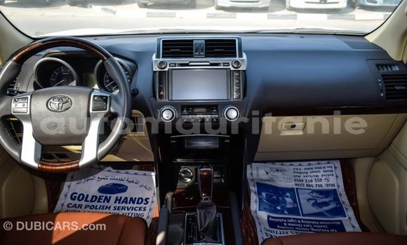 Acheter Import Voiture Toyota Prado Blanc à Import - Dubai, Adrar Acheter Import Voiture Toyota Prado Blanc à Import - Dubai, Adrar
