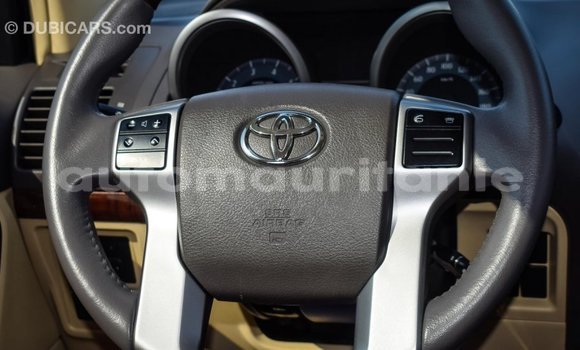 Acheter Import Voiture Toyota Prado Blanc à Import - Dubai, Adrar Acheter Import Voiture Toyota Prado Blanc à Import - Dubai, Adrar