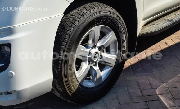 Acheter Import Voiture Toyota Prado Blanc à Import - Dubai, Adrar Acheter Import Voiture Toyota Prado Blanc à Import - Dubai, Adrar