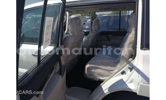 Buy Import Mitsubishi Pajero White Car in Import - Dubai in Adrar Buy Import Mitsubishi Pajero White Car in Import - Dubai in Adrar