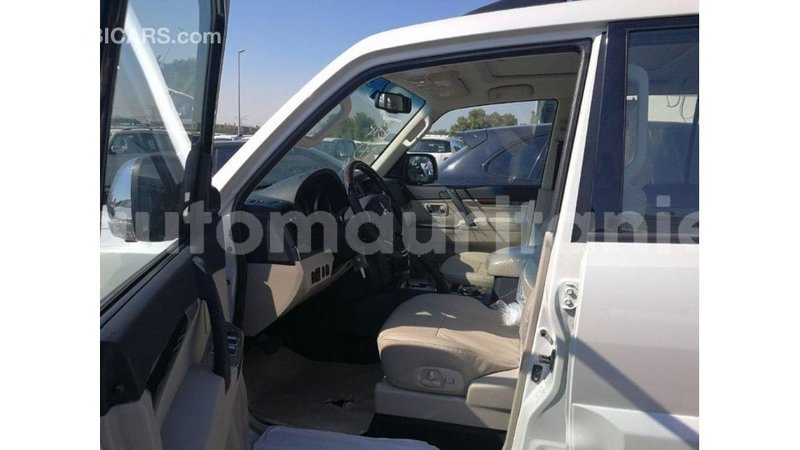 Big with watermark mitsubishi pajero adrar import dubai 3304