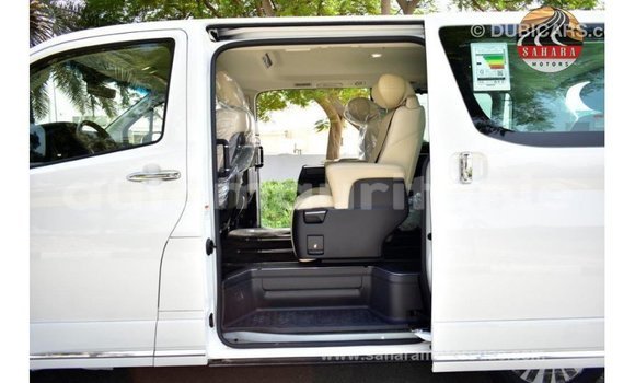Buy Import Toyota Granvia White Car in Import - Dubai in Adrar Buy Import Toyota Granvia White Car in Import - Dubai in Adrar