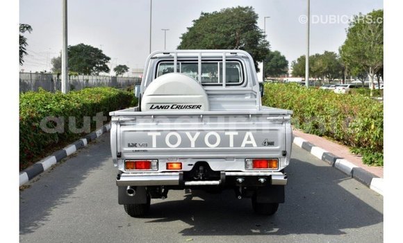 Buy Import Toyota Land Cruiser Other Car in Import - Dubai in Adrar Buy Import Toyota Land Cruiser Other Car in Import - Dubai in Adrar