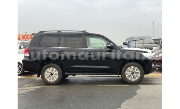 Buy Import Toyota Land Cruiser Black Car in Import - Dubai in Adrar Buy Import Toyota Land Cruiser Black Car in Import - Dubai in Adrar