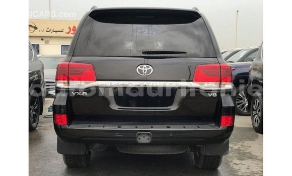 Acheter Import Voiture Toyota Land Cruiser Noir à Import - Dubai, Adrar Acheter Import Voiture Toyota Land Cruiser Noir à Import - Dubai, Adrar