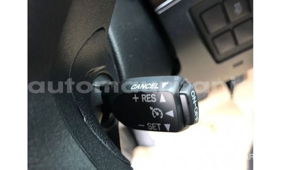 Acheter Import Voiture Toyota Land Cruiser Noir à Import - Dubai, Adrar Acheter Import Voiture Toyota Land Cruiser Noir à Import - Dubai, Adrar