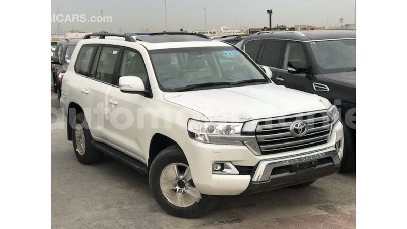 Big with watermark toyota land cruiser adrar import dubai 3321
