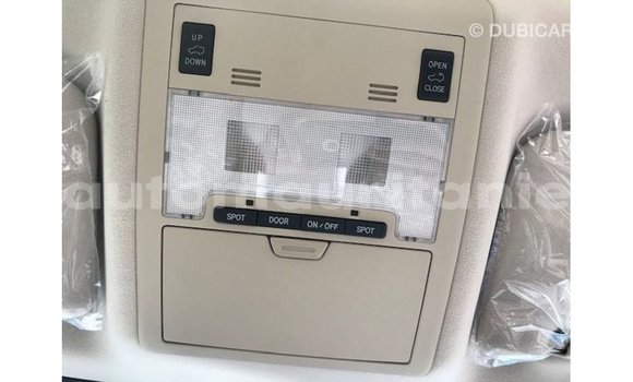 Buy Import Toyota Land Cruiser White Car in Import - Dubai in Adrar Buy Import Toyota Land Cruiser White Car in Import - Dubai in Adrar