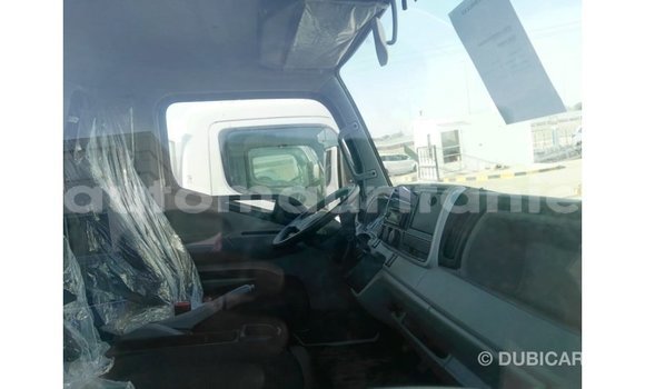 Acheter Import Voiture Mitsubishi i Blanc à Import - Dubai, Adrar Acheter Import Voiture Mitsubishi i Blanc à Import - Dubai, Adrar