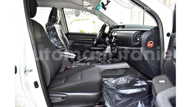 Big with watermark toyota hilux adrar import dubai 3323