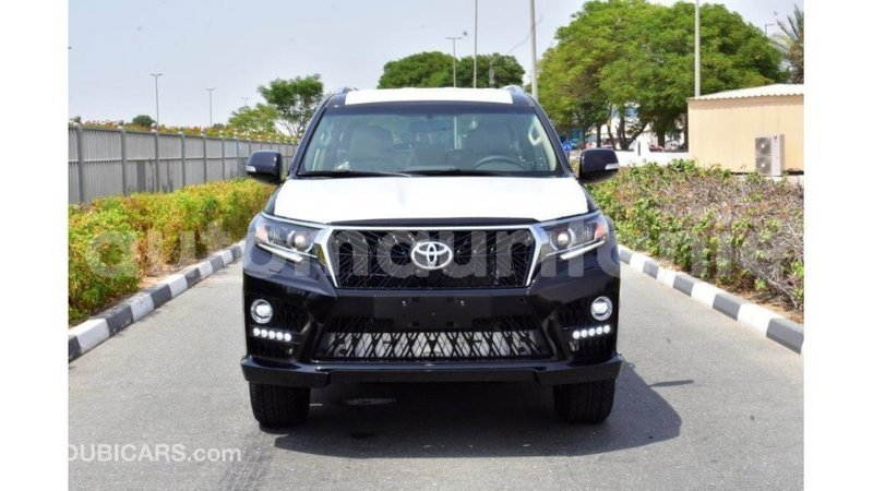 Big with watermark toyota prado adrar import dubai 3324