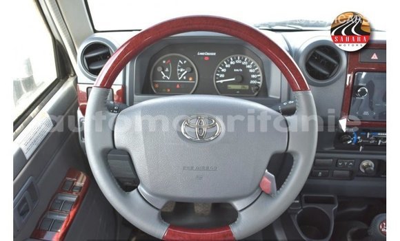 Buy Import Toyota Land Cruiser Other Car in Import - Dubai in Adrar Buy Import Toyota Land Cruiser Other Car in Import - Dubai in Adrar