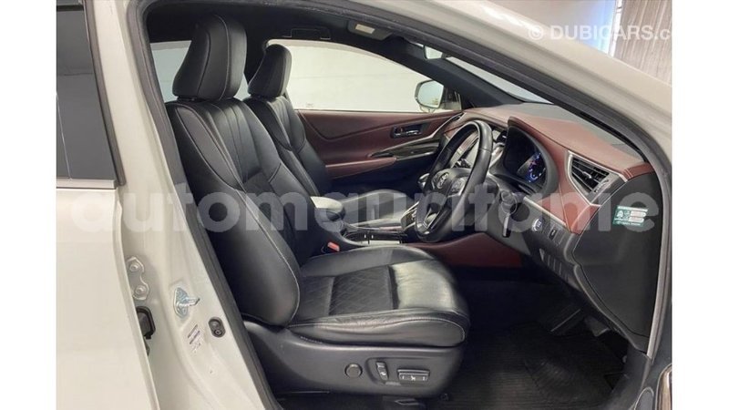 Big with watermark toyota harrier adrar import dubai 3342