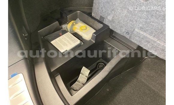 Acheter Import Voiture Toyota Harrier Blanc à Import - Dubai, Adrar Acheter Import Voiture Toyota Harrier Blanc à Import - Dubai, Adrar