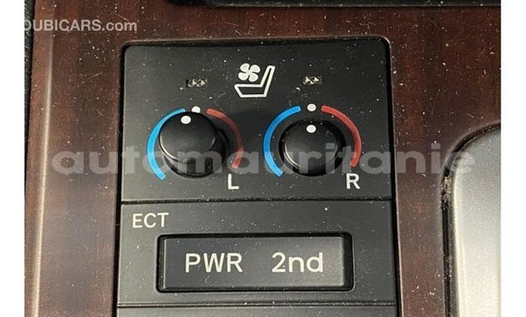 Acheter Import Voiture Toyota Land Cruiser Noir à Import - Dubai, Adrar Acheter Import Voiture Toyota Land Cruiser Noir à Import - Dubai, Adrar