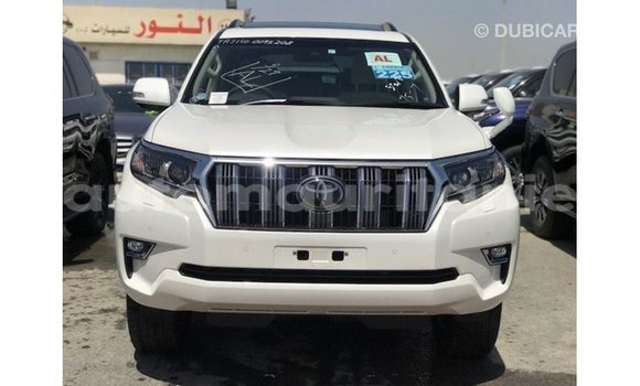 Acheter Import Voiture Toyota Prado Blanc à Import - Dubai, Adrar Acheter Import Voiture Toyota Prado Blanc à Import - Dubai, Adrar