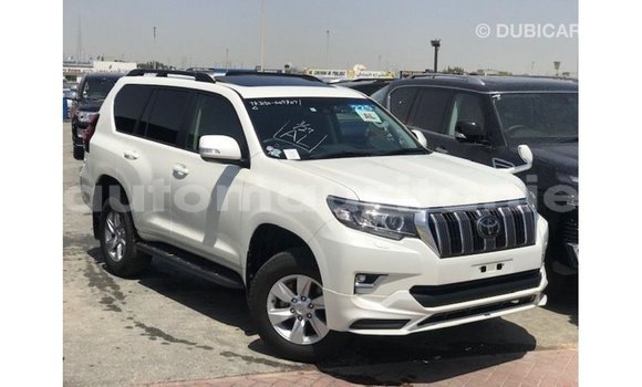 Acheter Import Voiture Toyota Prado Blanc à Import - Dubai, Adrar Acheter Import Voiture Toyota Prado Blanc à Import - Dubai, Adrar