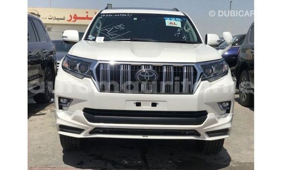 Acheter Import Voiture Toyota Prado Blanc à Import - Dubai, Adrar Acheter Import Voiture Toyota Prado Blanc à Import - Dubai, Adrar