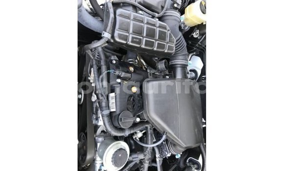 Acheter Import Voiture Toyota Prado Blanc à Import - Dubai, Adrar Acheter Import Voiture Toyota Prado Blanc à Import - Dubai, Adrar