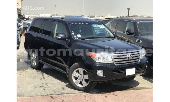 Acheter Import Voiture Toyota Land Cruiser Noir à Import - Dubai, Adrar Acheter Import Voiture Toyota Land Cruiser Noir à Import - Dubai, Adrar