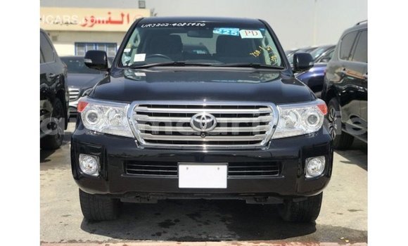 Acheter Import Voiture Toyota Land Cruiser Noir à Import - Dubai, Adrar Acheter Import Voiture Toyota Land Cruiser Noir à Import - Dubai, Adrar