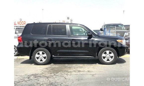 Acheter Import Voiture Toyota Land Cruiser Noir à Import - Dubai, Adrar Acheter Import Voiture Toyota Land Cruiser Noir à Import - Dubai, Adrar