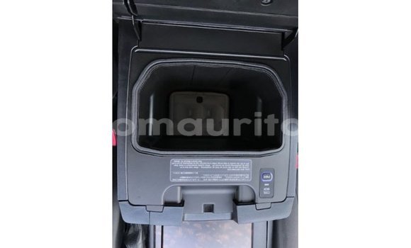 Acheter Import Voiture Toyota Land Cruiser Noir à Import - Dubai, Adrar Acheter Import Voiture Toyota Land Cruiser Noir à Import - Dubai, Adrar