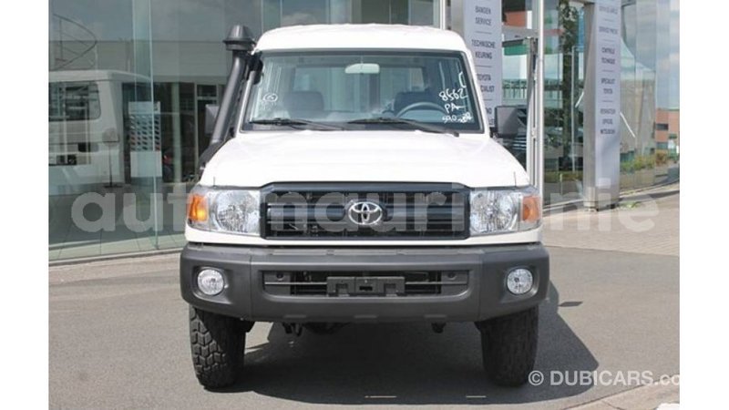 Big with watermark toyota land cruiser adrar import dubai 3351