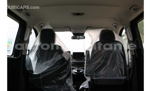 Buy Import Mercedes-Benz 250 Black Car in Import - Dubai in Adrar Buy Import Mercedes-Benz 250 Black Car in Import - Dubai in Adrar