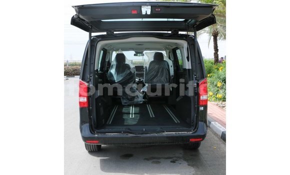 Buy Import Mercedes-Benz 250 Black Car in Import - Dubai in Adrar Buy Import Mercedes-Benz 250 Black Car in Import - Dubai in Adrar
