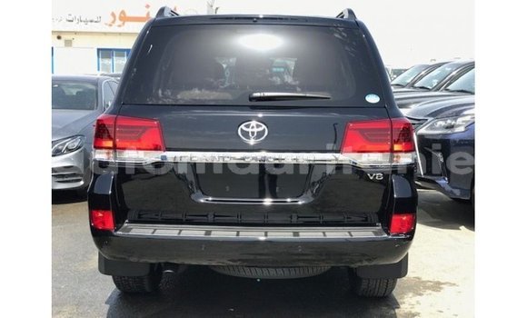 Acheter Import Voiture Toyota Land Cruiser Noir à Import - Dubai, Adrar Acheter Import Voiture Toyota Land Cruiser Noir à Import - Dubai, Adrar