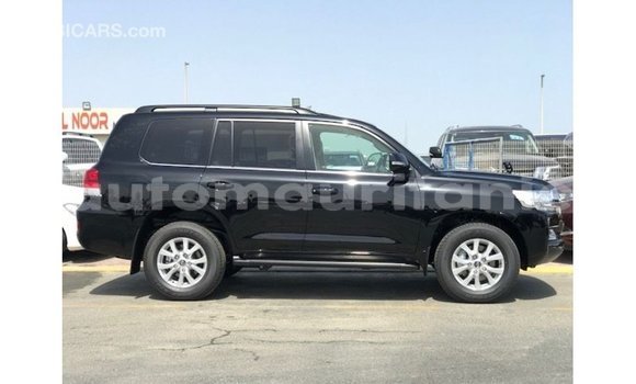 Acheter Import Voiture Toyota Land Cruiser Noir à Import - Dubai, Adrar Acheter Import Voiture Toyota Land Cruiser Noir à Import - Dubai, Adrar