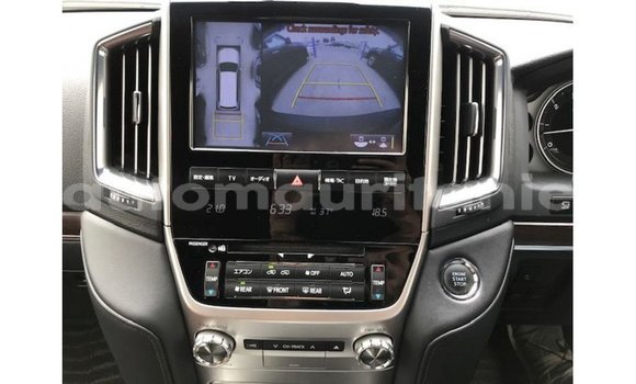 Acheter Import Voiture Toyota Land Cruiser Noir à Import - Dubai, Adrar Acheter Import Voiture Toyota Land Cruiser Noir à Import - Dubai, Adrar