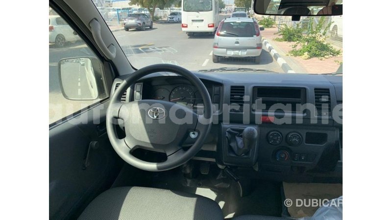 Big with watermark toyota hiace adrar import dubai 3366