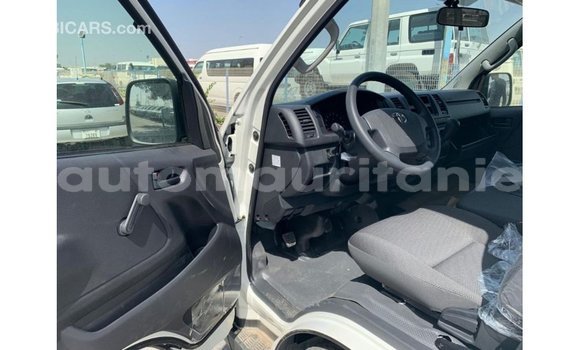 Buy Import Toyota Hiace White Car in Import - Dubai in Adrar Buy Import Toyota Hiace White Car in Import - Dubai in Adrar