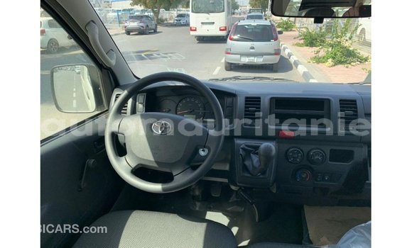 Buy Import Toyota Hiace White Car in Import - Dubai in Adrar Buy Import Toyota Hiace White Car in Import - Dubai in Adrar