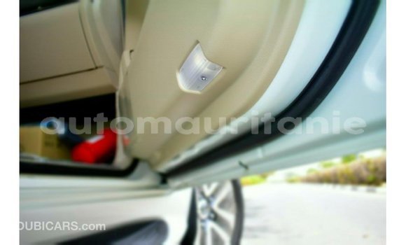 Buy Import Toyota Land Cruiser White Car in Import - Dubai in Adrar Buy Import Toyota Land Cruiser White Car in Import - Dubai in Adrar