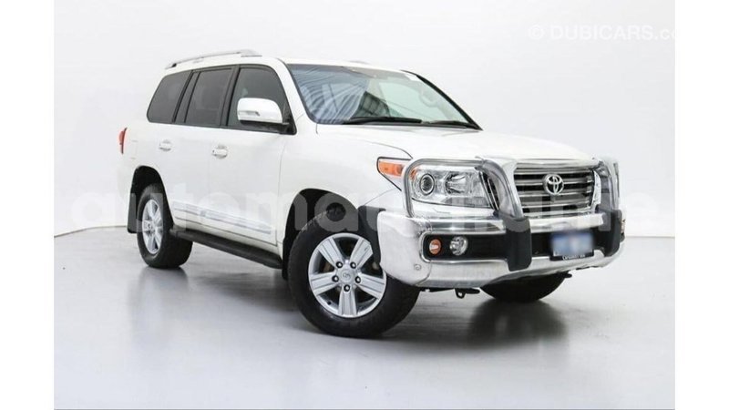 Big with watermark toyota land cruiser adrar import dubai 3377