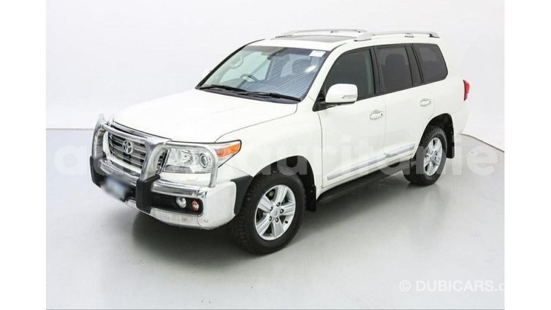 Big with watermark toyota land cruiser adrar import dubai 3377