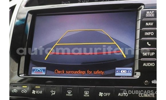 Acheter Import Voiture Toyota Land Cruiser Blanc à Import - Dubai, Adrar Acheter Import Voiture Toyota Land Cruiser Blanc à Import - Dubai, Adrar