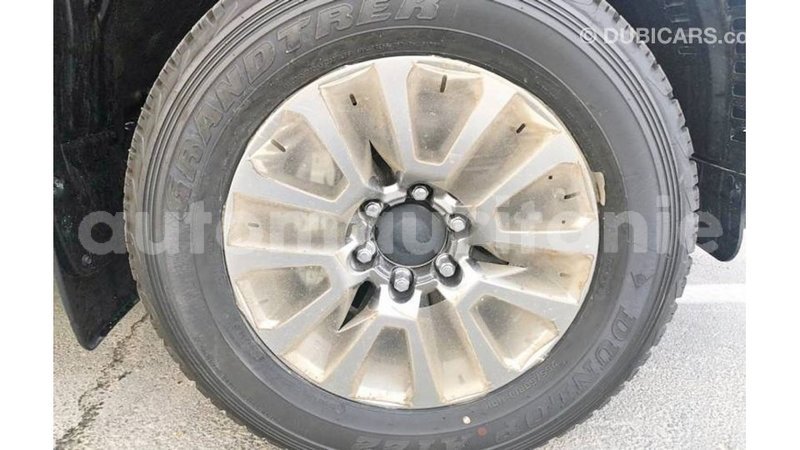 Big with watermark toyota prado adrar import dubai 3381