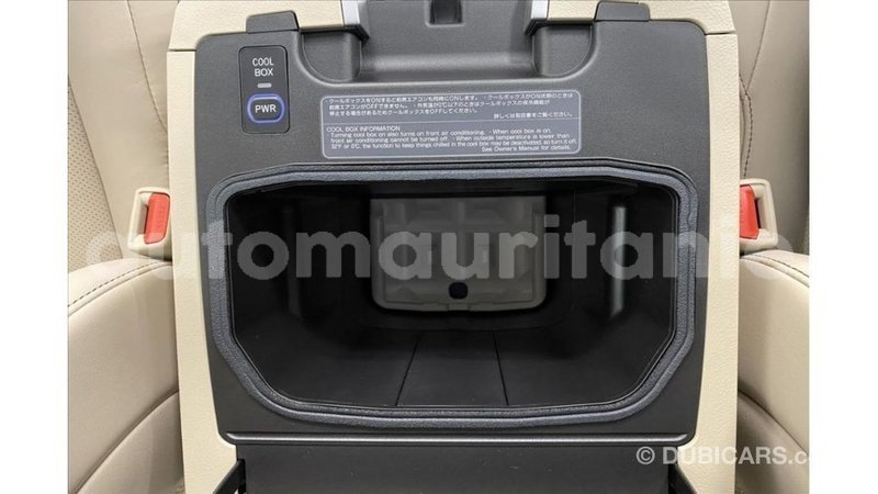 Big with watermark toyota land cruiser adrar import dubai 3383