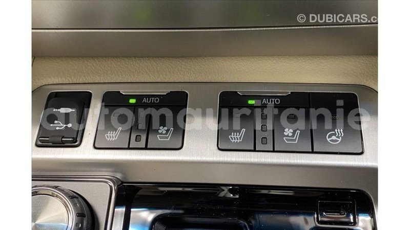 Big with watermark toyota land cruiser adrar import dubai 3383