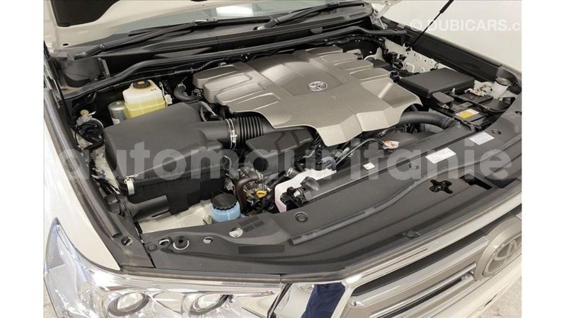 Big with watermark toyota land cruiser adrar import dubai 3383
