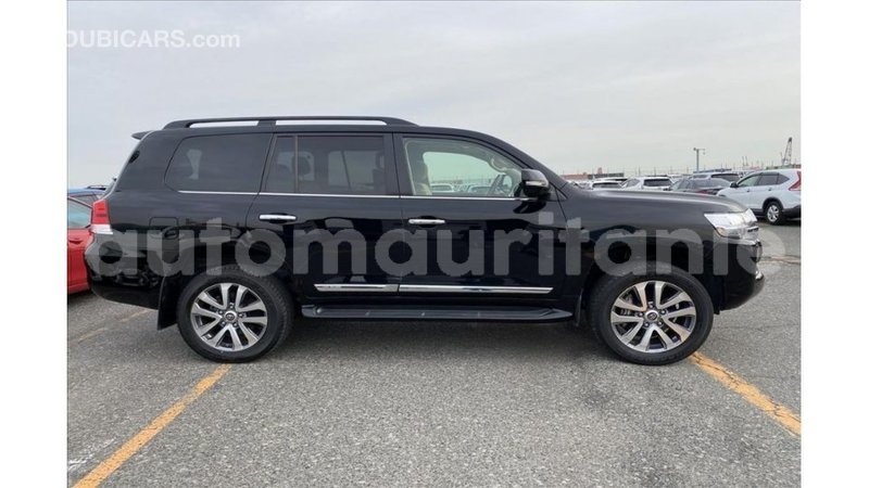 Big with watermark toyota land cruiser adrar import dubai 3384